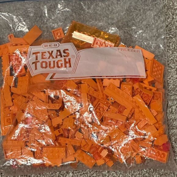 Lego Yellow genuine Lego pieces & bricks.
Bundle and save - Picture 4 of 12